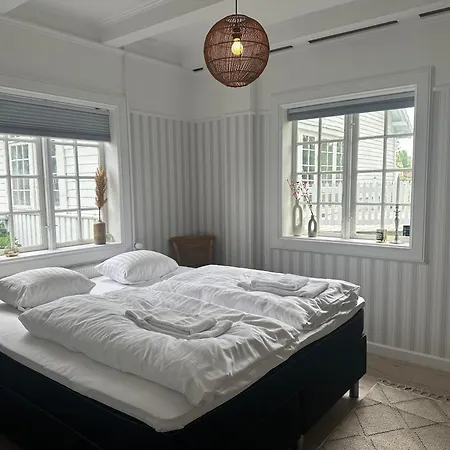 Hotel Bandholm Badehotel